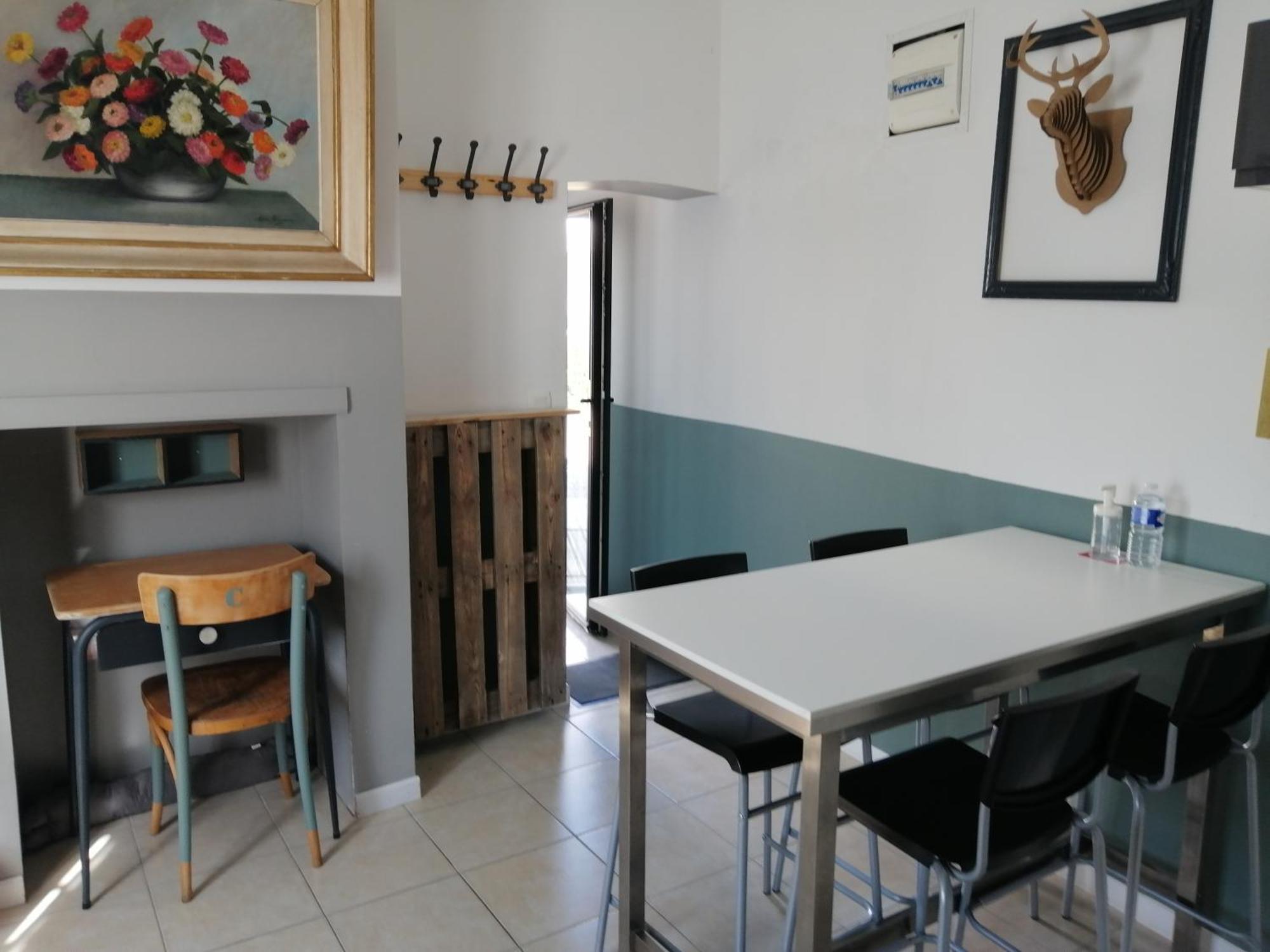 Le Clos Du 51 - Chambres D'Hotes Abondant Habitación foto